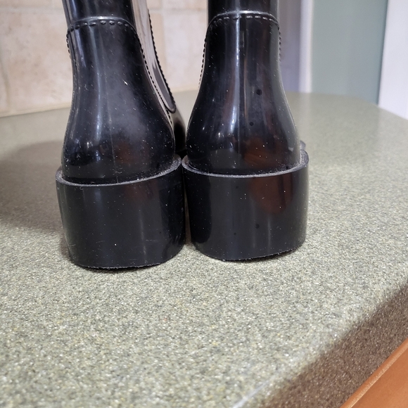 Fendi Rain Boots - Picture 4 of 10